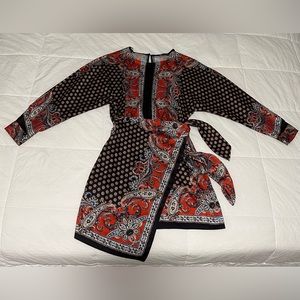 Zara | fashionable little dress | long sleeves